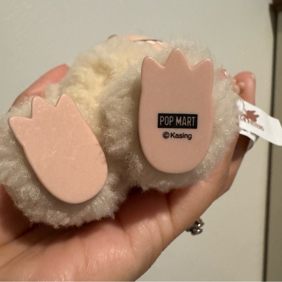 Labubu - Picture 2 of 6